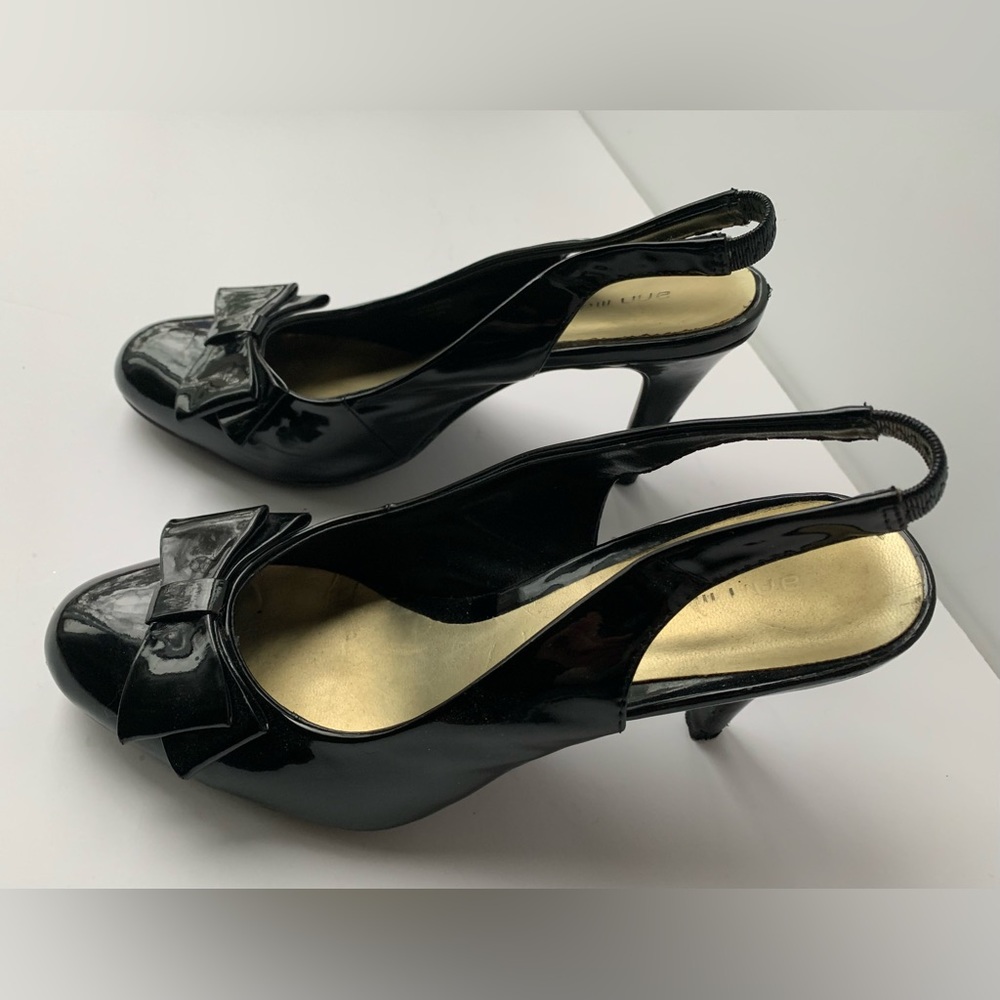 Black varnish high heels Ann Marino shoes
